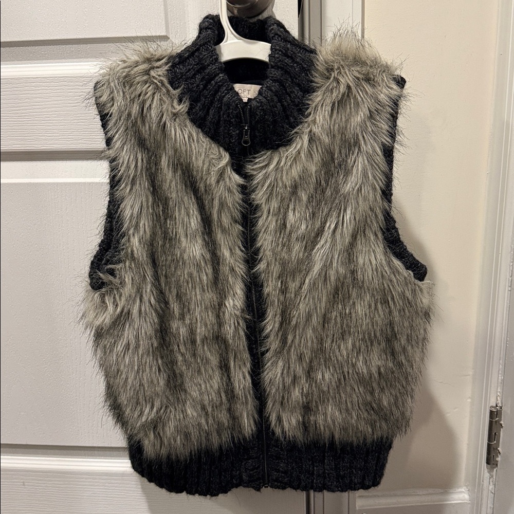 LOFT Faux Fur Vest in Charcoal and Ebony